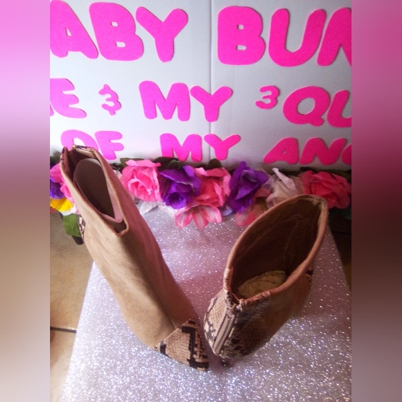 #165👉🏼Ankle Heel Boots With Snake Skin Leather Patches - Picture 7 of 9